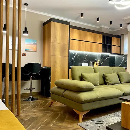 Eka Luxury Seaview - Апартаменты *