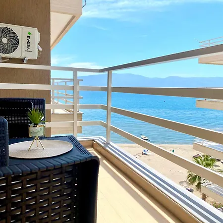 شقة Eka Luxury Seaview -
