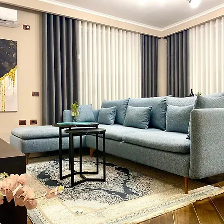 شقة Eka Luxury Seaview -