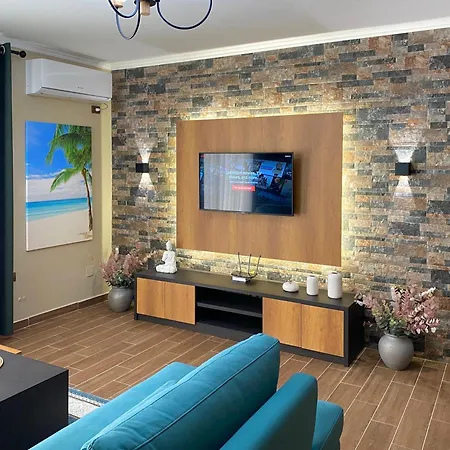 Eka Luxury Seaview - فلورا